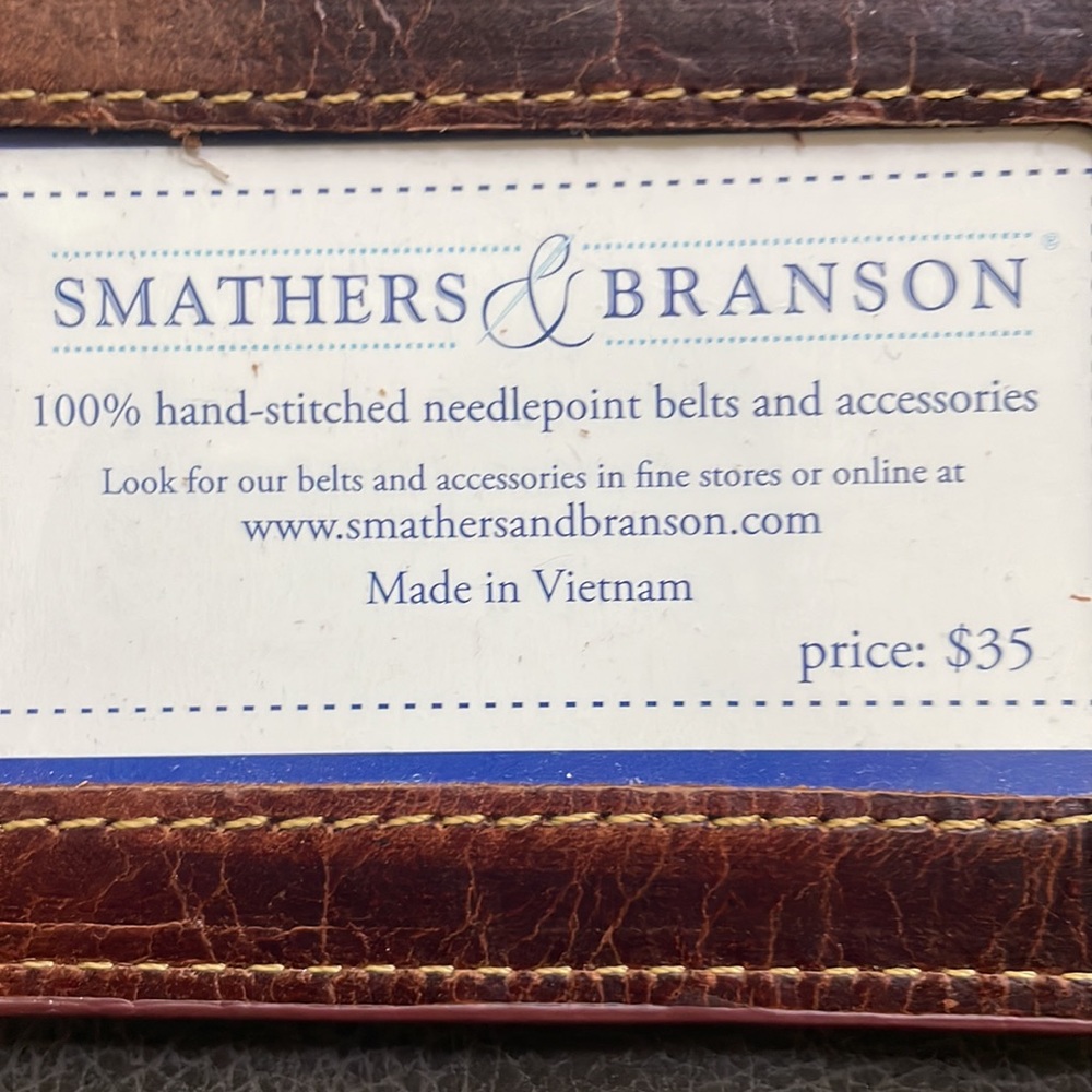 St. Ignatius Wildcats can koozie and luggage tag by Smathers & Branson - Picture 4 of 4